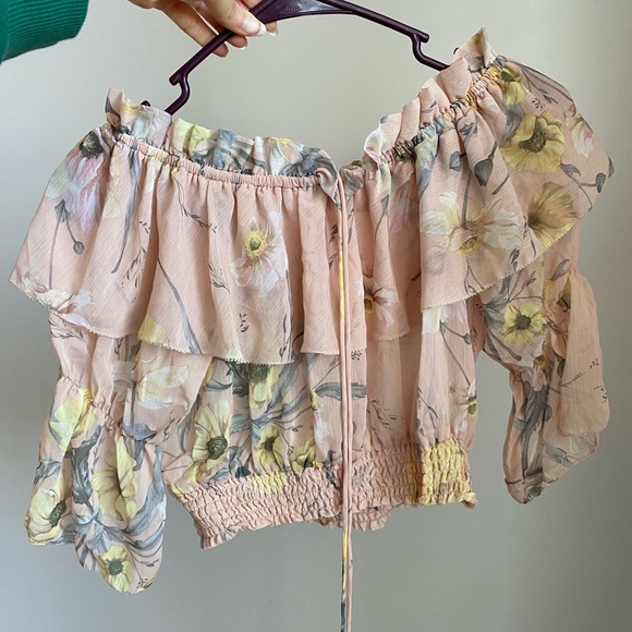 H&M hm Off the Shoulder Ruffle Beige Pink Yellow Floral Print Chiffon Top 2 NWT - Picture 5 of 16